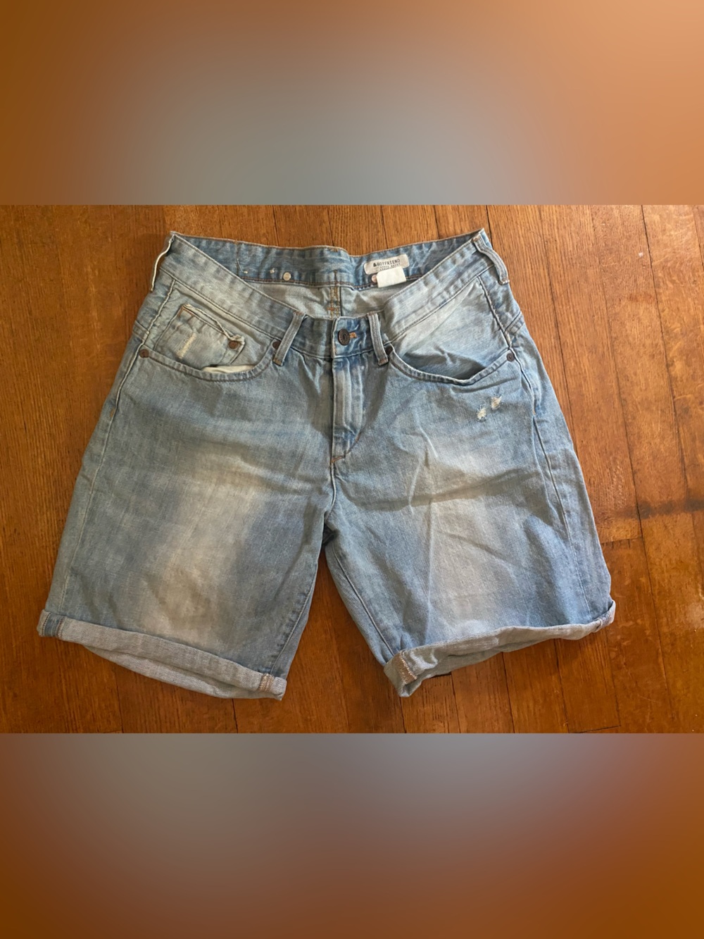HM boyfriend shorts